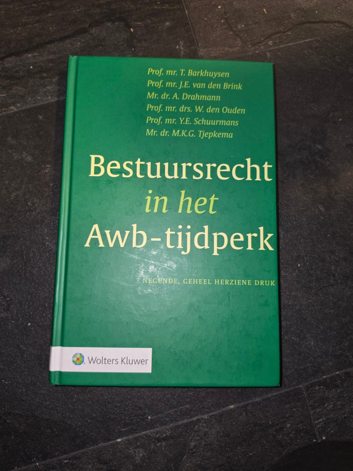 Bestuursrecht in het Awb-tijdperk - Negende druk, Boeken, Studieboeken en Cursussen, Prof. mr. T. Barkhuysen, Prof. mr. J.E. van den Brink e.a.