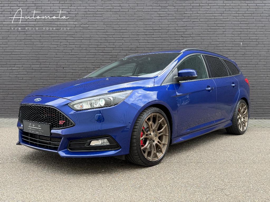 Ford Focus 2.0 ST-3 MK 3.5 / Dealer Onderhouden / 19" Forged, Auto's, Ford, 15 km/l, 4 cilinders, Blauw, Leder