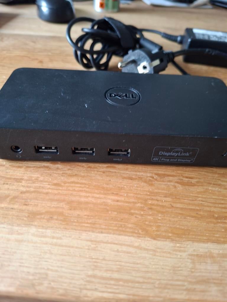 Dell D3100 Docking Station met USB 3.0  €25, Computers en Software, Dockingstations, Gebruikt, Docking station, Laptop, Ophalen of Verzenden
