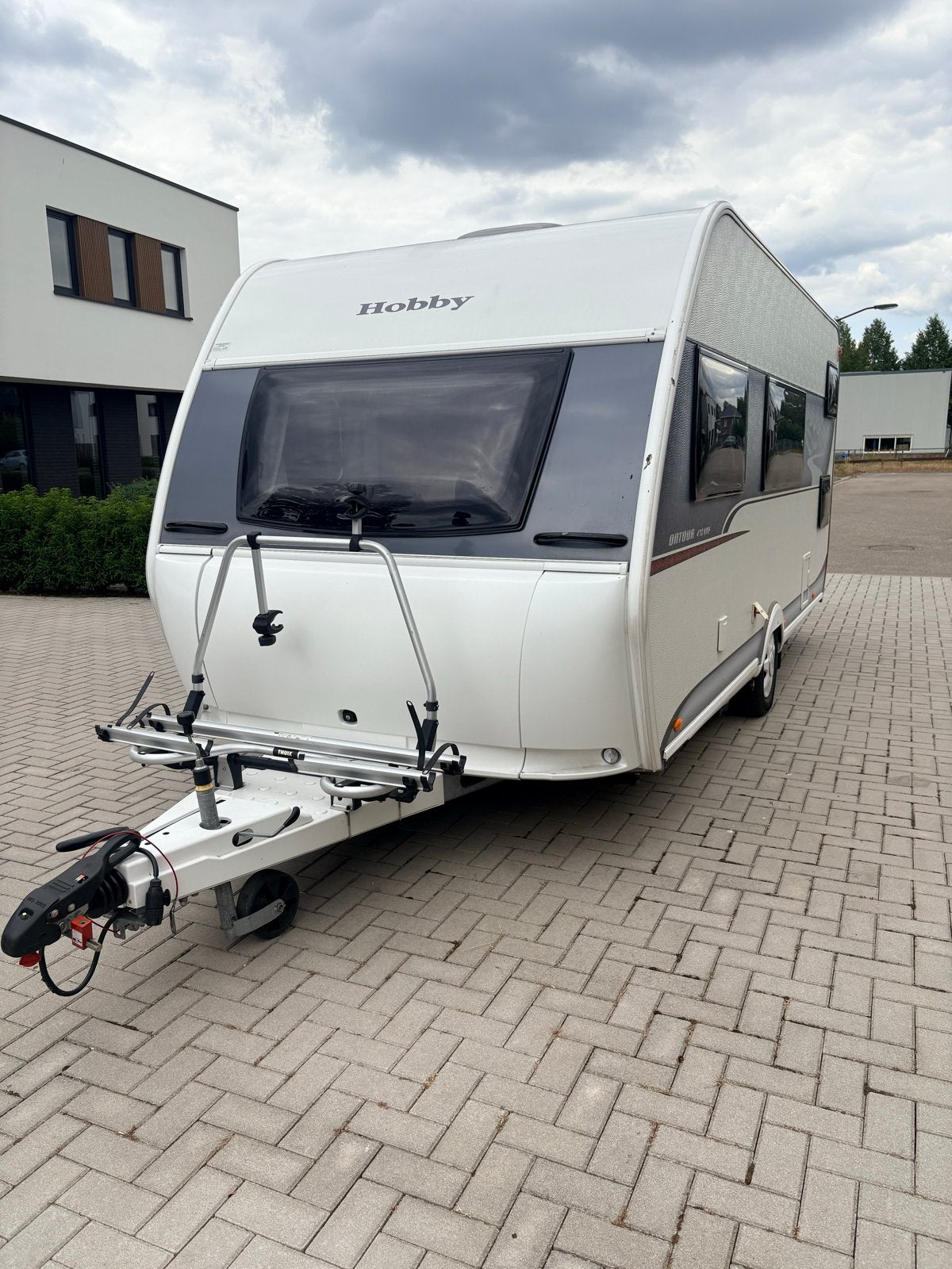 Hobby OnTour 470 KMF met stapelbed, airco, mover en voortent, Caravans en Kamperen, Caravans, Vast bed, Ringverwarming, Hobby