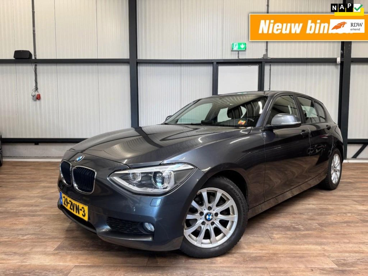 Bmw 1-serie EDE Business / NAVI / LEDER / PDC / Stoelverwarm, 1-Serie, Euro 5, Achterwielaandrijving, 4 cilinders