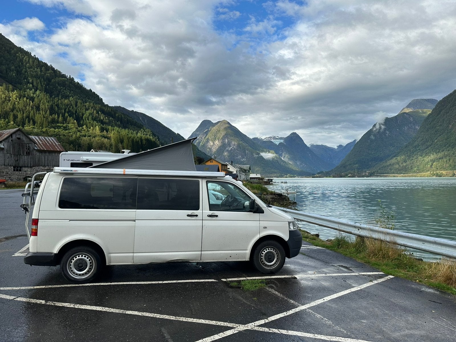 Volkswagen Transporter T5 2004 camperbus, Caravans en Kamperen, Campers, Tot en met 2, Particulier, Luifel, Achteruitrijcamera