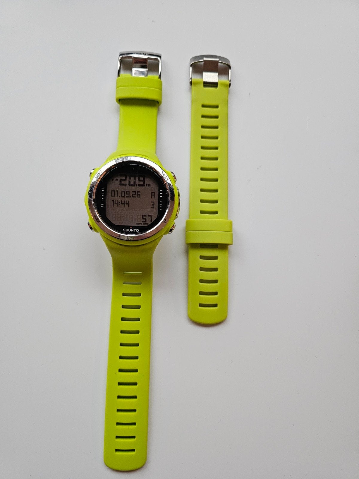 Suunto D4i Duikcomputer met Nieuwe Batterij en Verlengband, Ophalen of Verzenden, Waterdicht, Groen, Suunto
