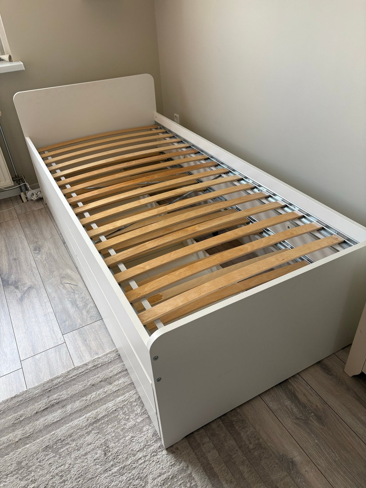 IKEA SLÄKT bedframe met onderbed en opberger, wit, 90x200 cm, Ophalen, 85 tot 100 cm, Gebruikt, Lattenbodem