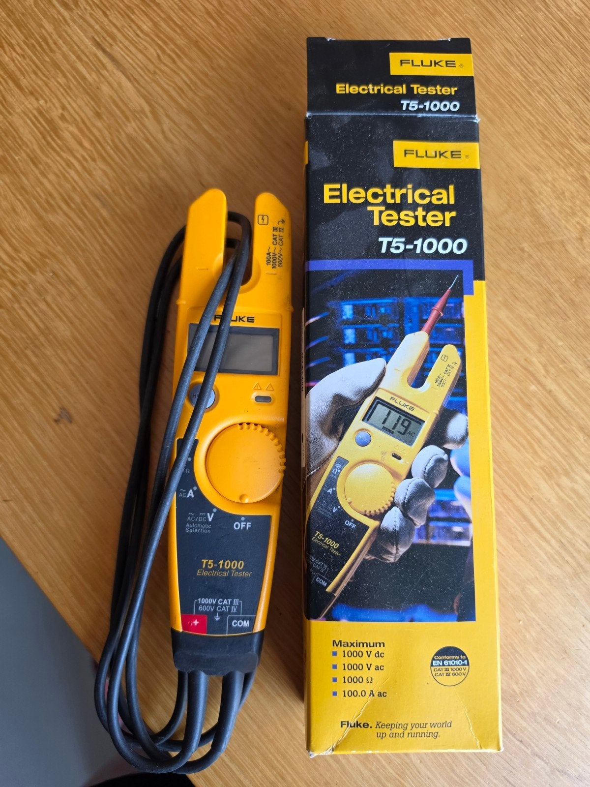 Fluke T5-1000 Elektrische Tester - Zo goed als nieuw, Doe-het-zelf en Verbouw, Meetapparatuur, Ophalen, Gebruikt, Elektriciteit