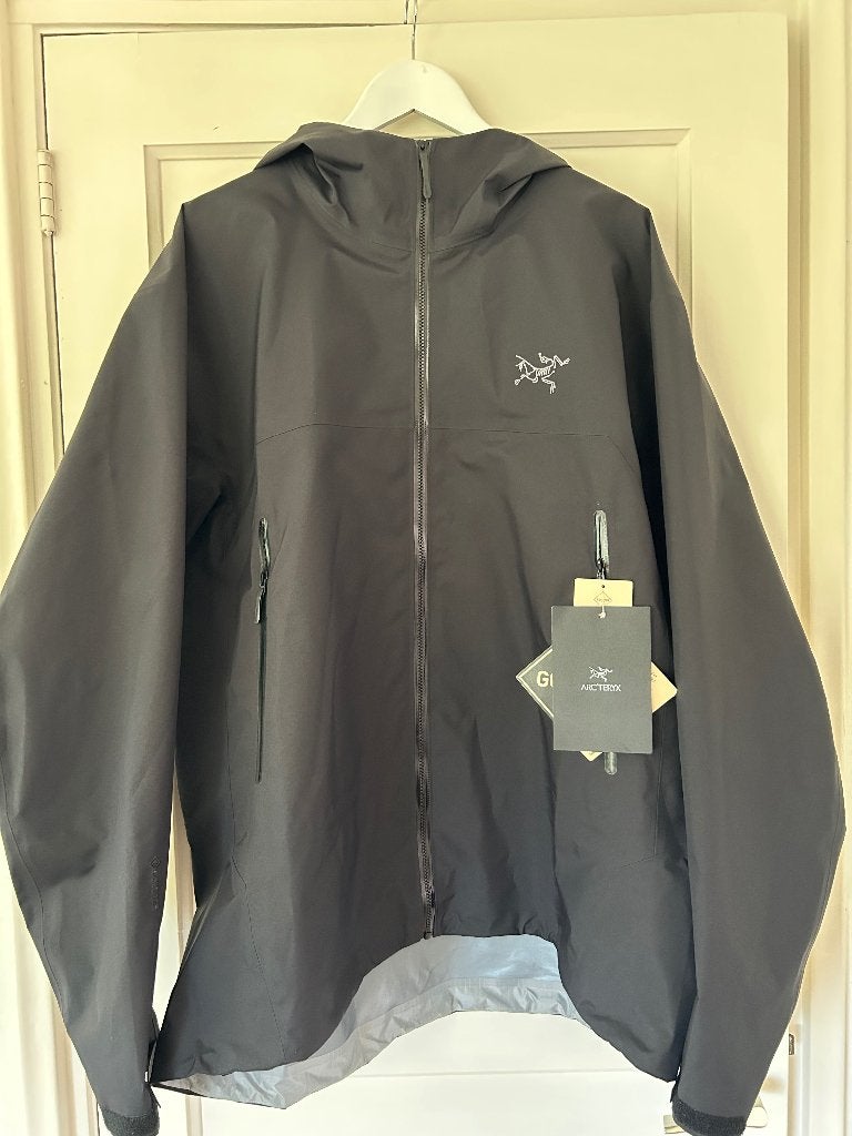 Arcteryx Beta M Jacket maat XL (Origineel), Ophalen of Verzenden, Nieuw, Maat 56/58 (XL), Zwart