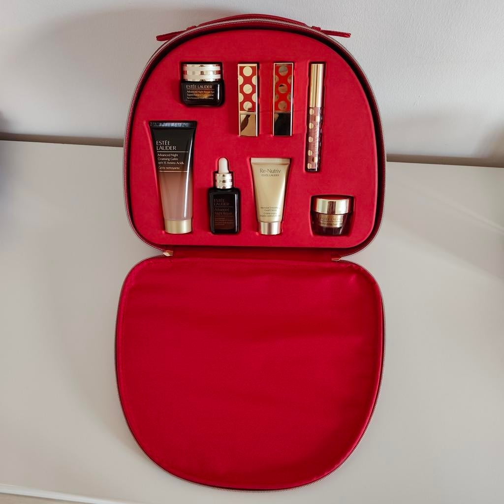 Estée Lauder
Blockbuster
2025
een set cosmetica, Ophalen of Verzenden, Nieuw, Rood, Dame