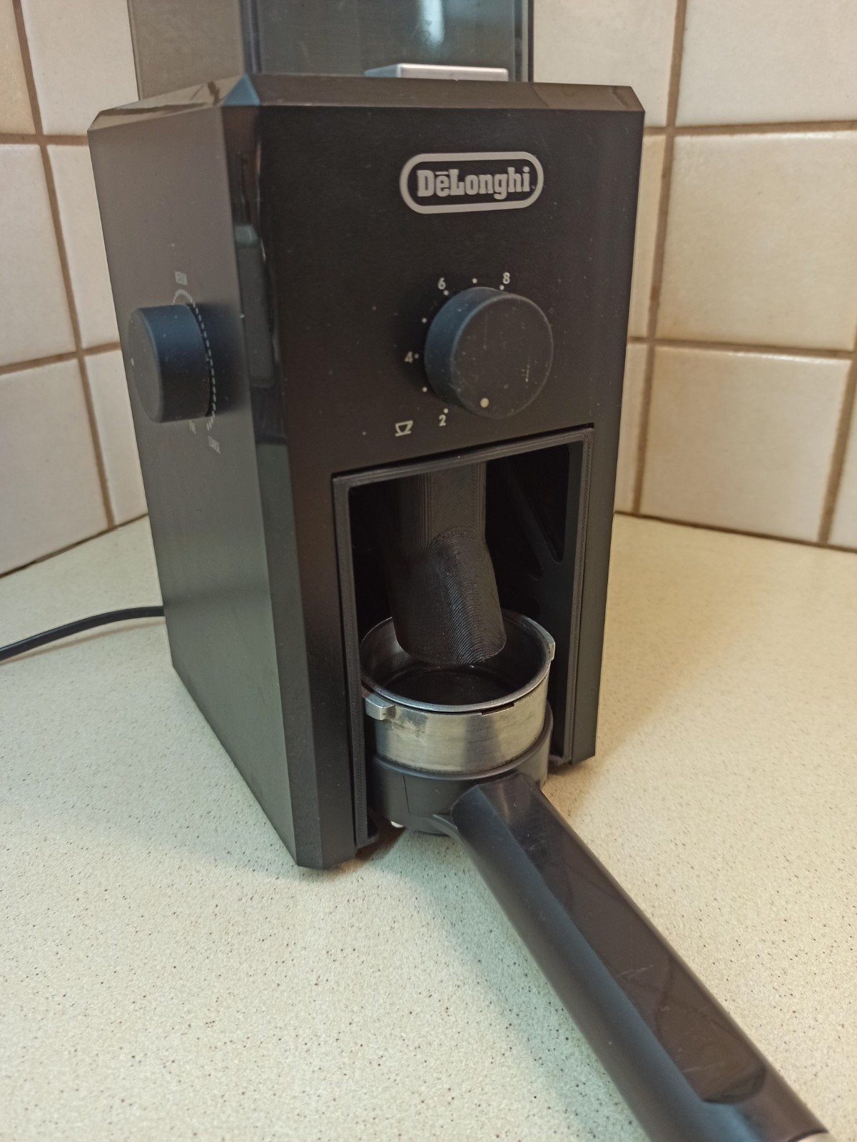 Delonghi KG79 portafiler direct grinding attachment, Witgoed en Apparatuur, Koffiezetapparaten, Gemalen koffie, Espresso apparaat