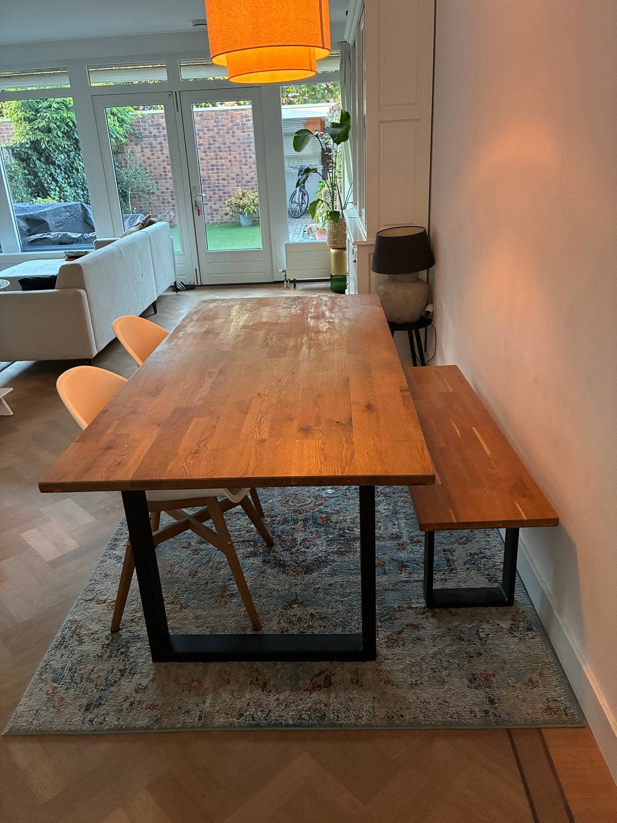 Foto 2 van Robuuste eiken eettafelset industrieel/scandinavisch - 200cm