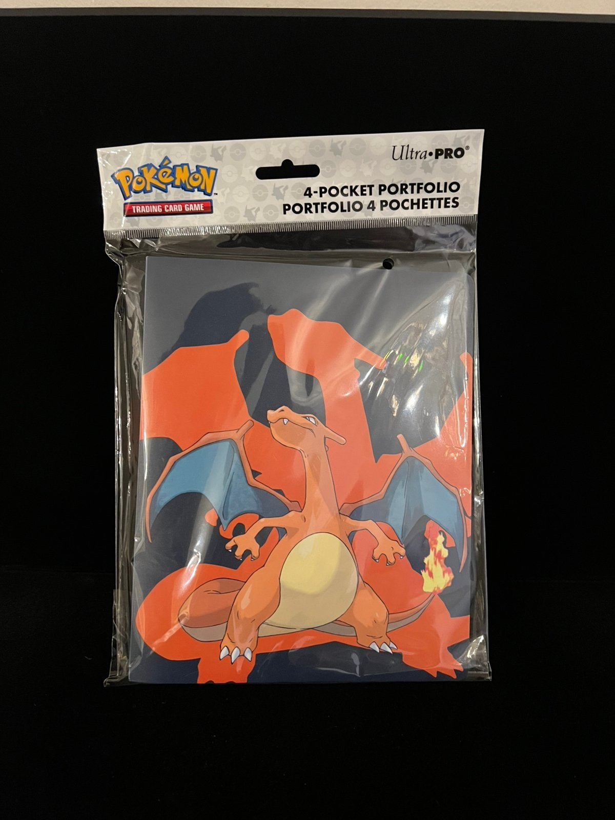 Ultra Pro Pokémon TCG-Portfolioalbum met 4 vakken-Charizard, Ophalen of Verzenden, Nieuw, Boek of Catalogus