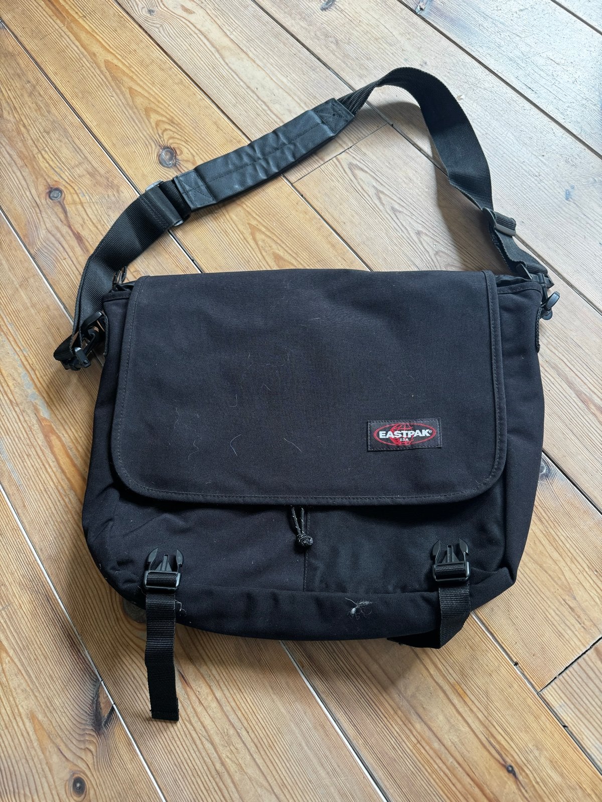 Eastpak Schoudertas - Zo goed als nieuw, Ophalen of Verzenden, Zo goed als nieuw, Zwart, Overige merken