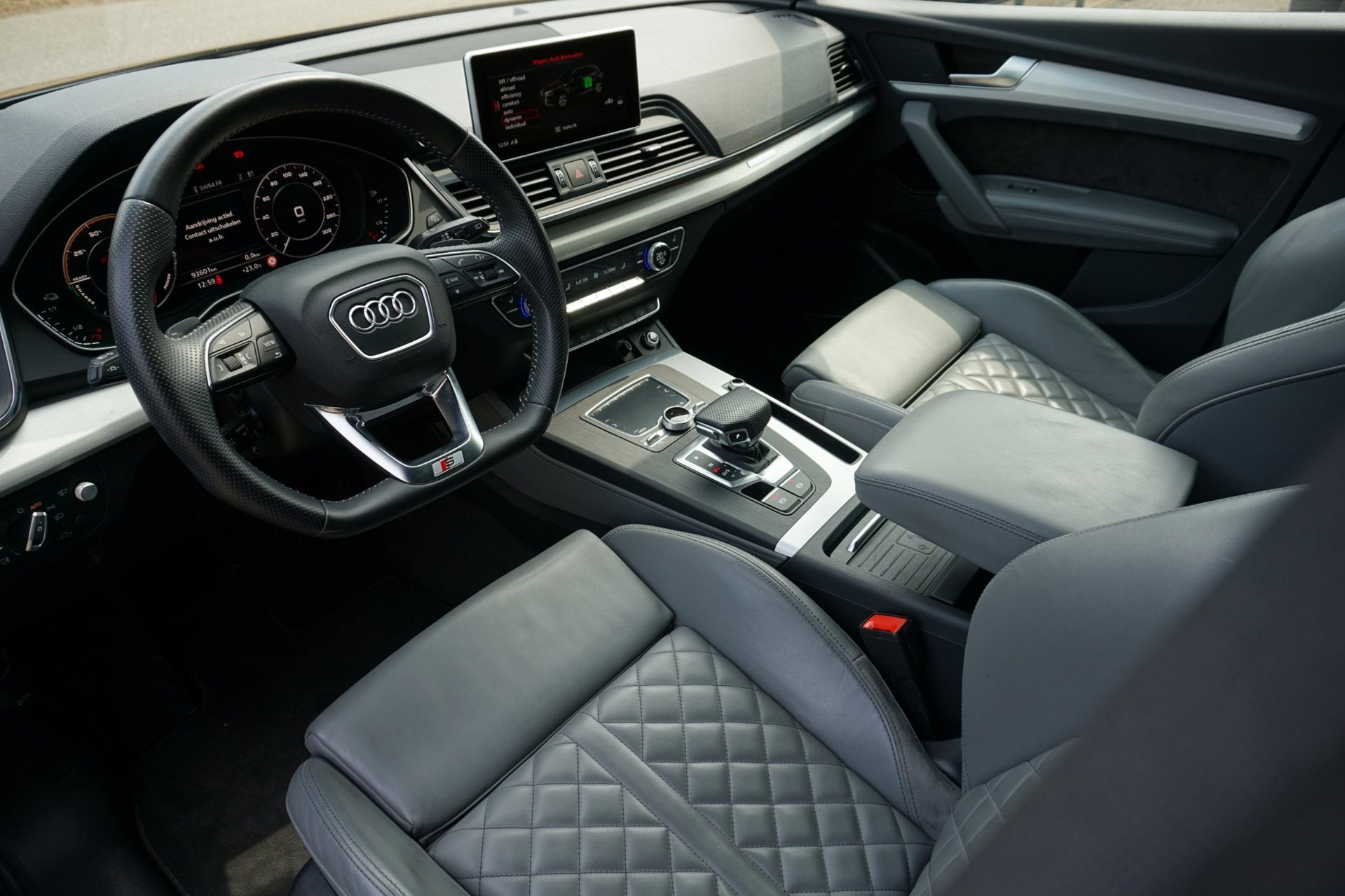 Audi Q5 55 TFSIe Quattro S-Line Panodak|RS-Stoelen|B&O|Virtu, Auto's, Automaat, 2005 kg, Gebruikt, 4 cilinders