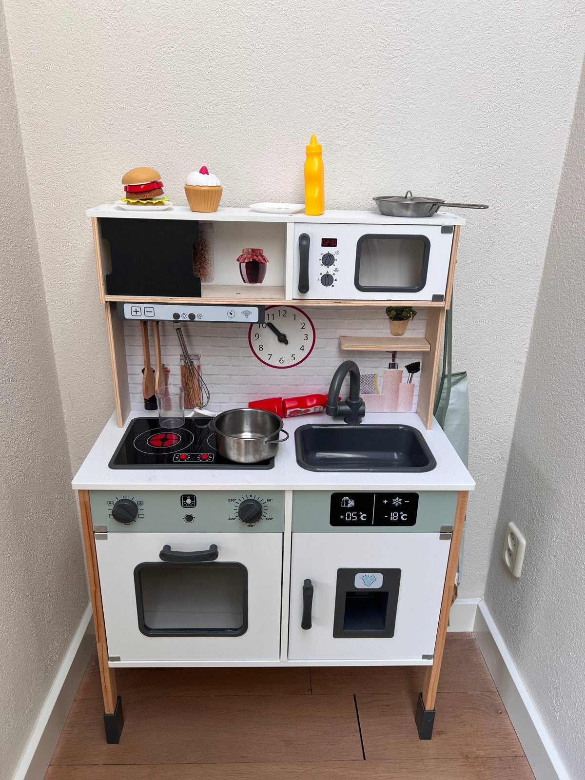 Houten kinderkeuken met accessoires - Zo goed als nieuw, Ophalen, Zo goed als nieuw, Hout, Speelkeuken