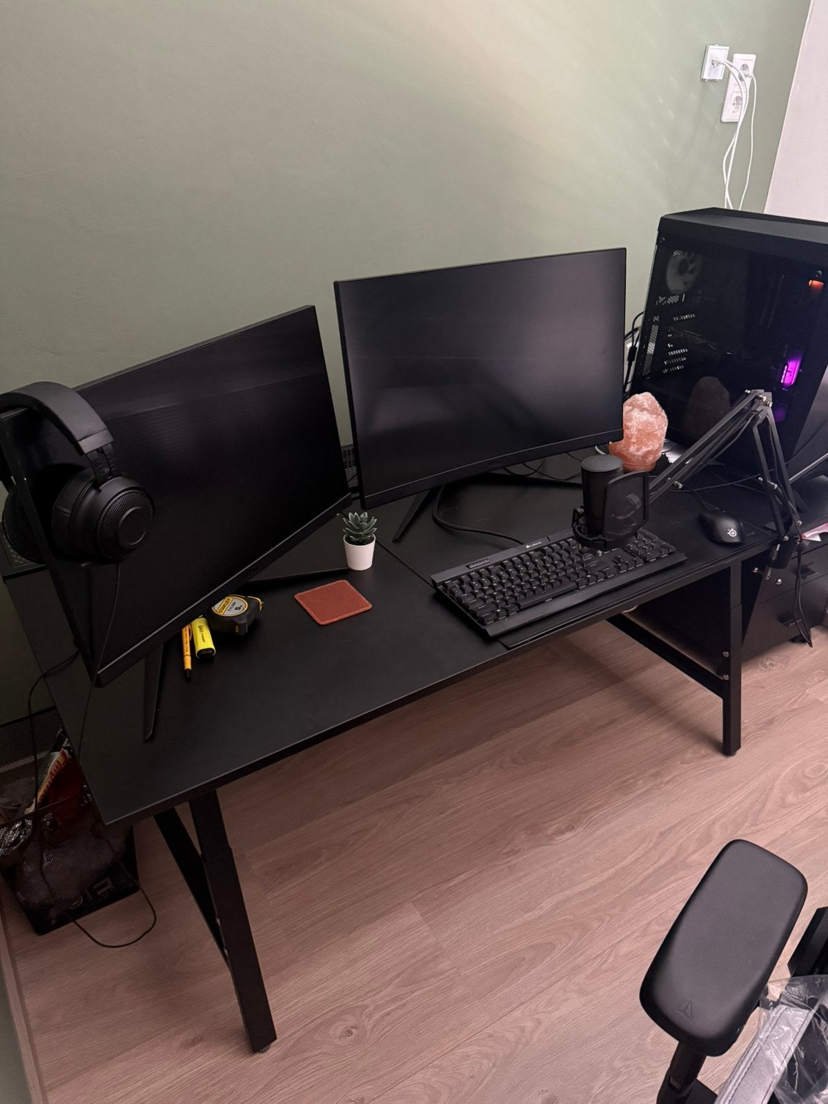 Bureau Utespelare Ikea zwart, Ophalen, Zwart, Gebruikt, Kabelgoot