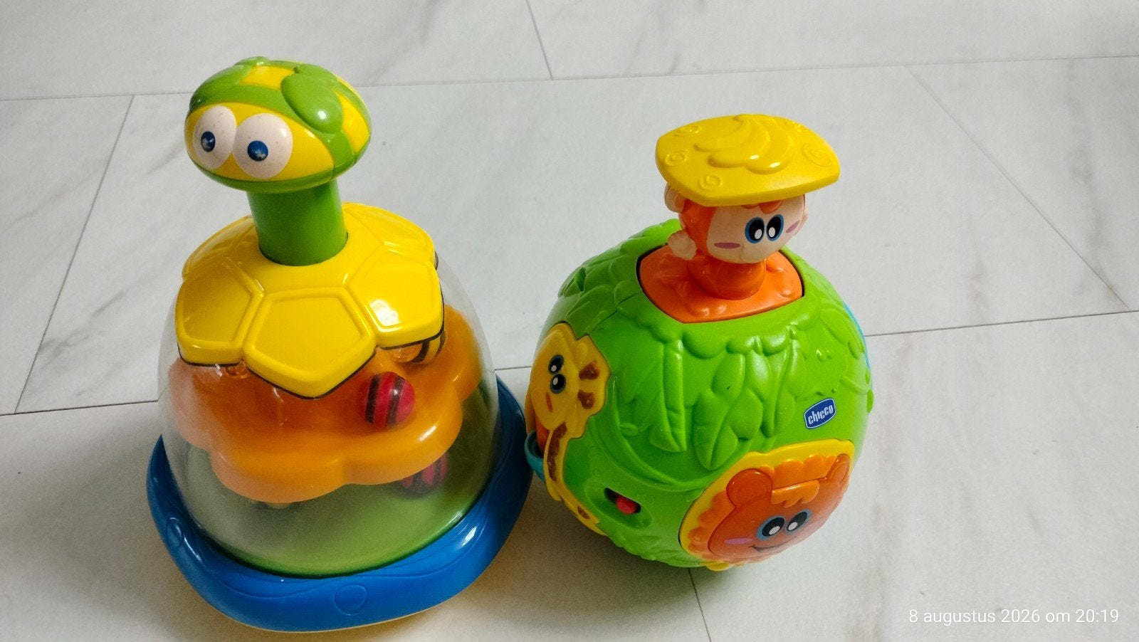 Leuk speelgoed voor baby's: draaitol en interactieve bal, Ophalen of Verzenden, Zo goed als nieuw, Overige typen, Met geluid