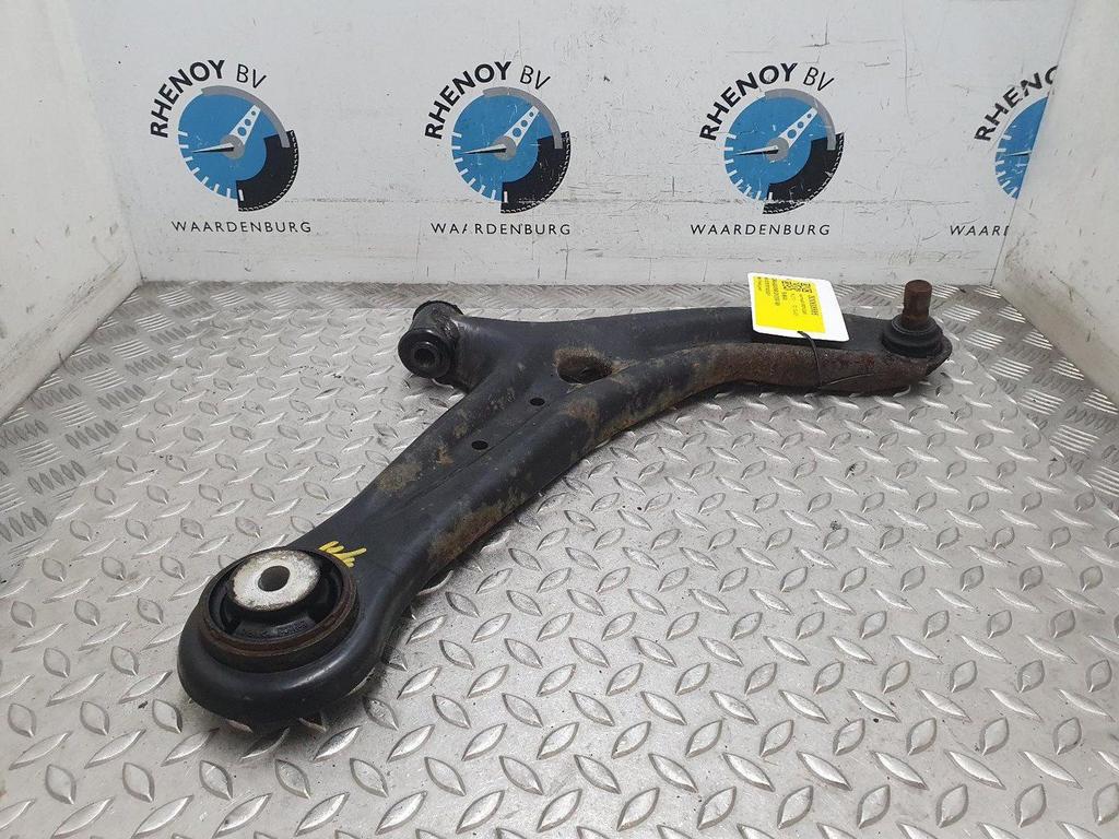 FORD B-MAX 1.0 EcoB. Titanium EURO 5 DRAAGARM ONDER RV 2014, Ophalen of Verzenden, Gebruikt, Stiba lid