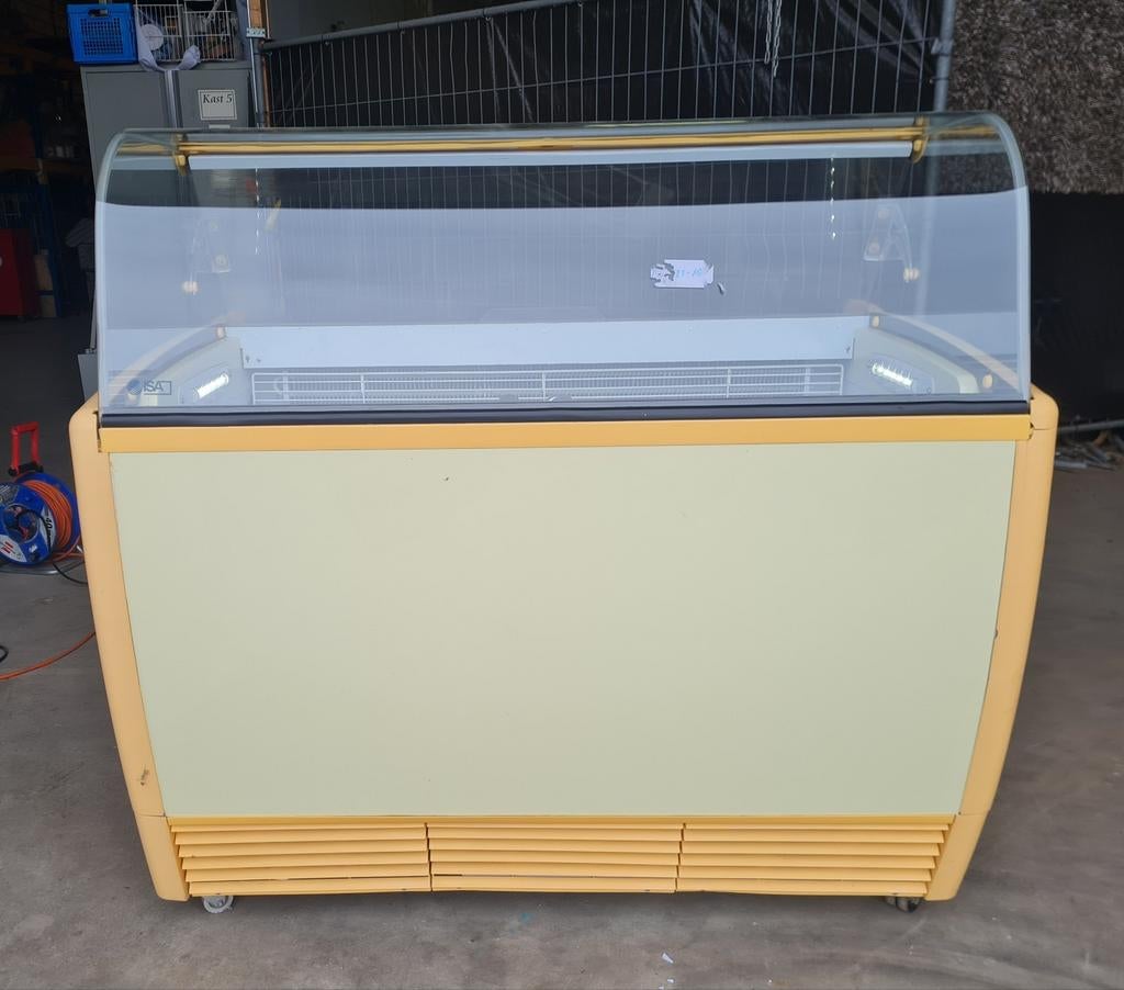 Ijskar ijswagen ijsstand ijsvitrine schepijsvitrine, Ophalen