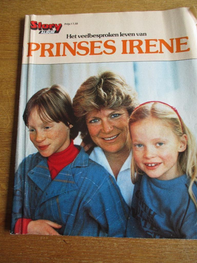 Storyalbum "Het bewogen leven van Prinses Irene", Verzamelen, Tijdschriften, Kranten en Knipsels, Ophalen of Verzenden, 1980 tot heden