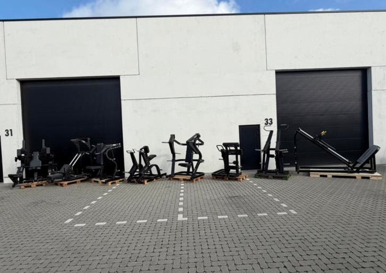 Technogym Pure Strength set Black on Black, Sport en Fitness, Ophalen, Zo goed als nieuw, Overige typen