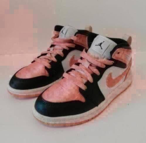 Nike Air Jordan 1 Mid PS ( 31 ), Kinderen en Baby's, Kinderkleding | Schoenen en Sokken, Jongen of Meisje, Schoenen, Ophalen of Verzenden