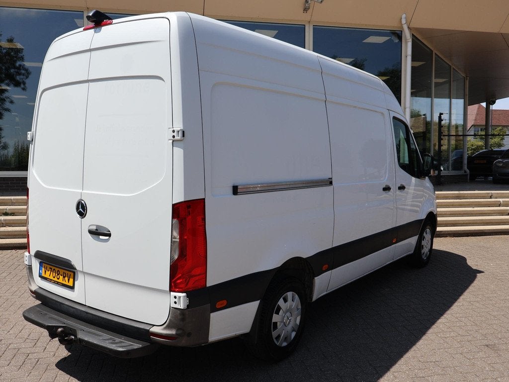 Mercedes-Benz Sprinter 316 2.2 CDI 163 PK AUT. L2H2 + 2 SCHU, Auto's, Automaat, Gebruikt, Euro 6, 4 cilinders