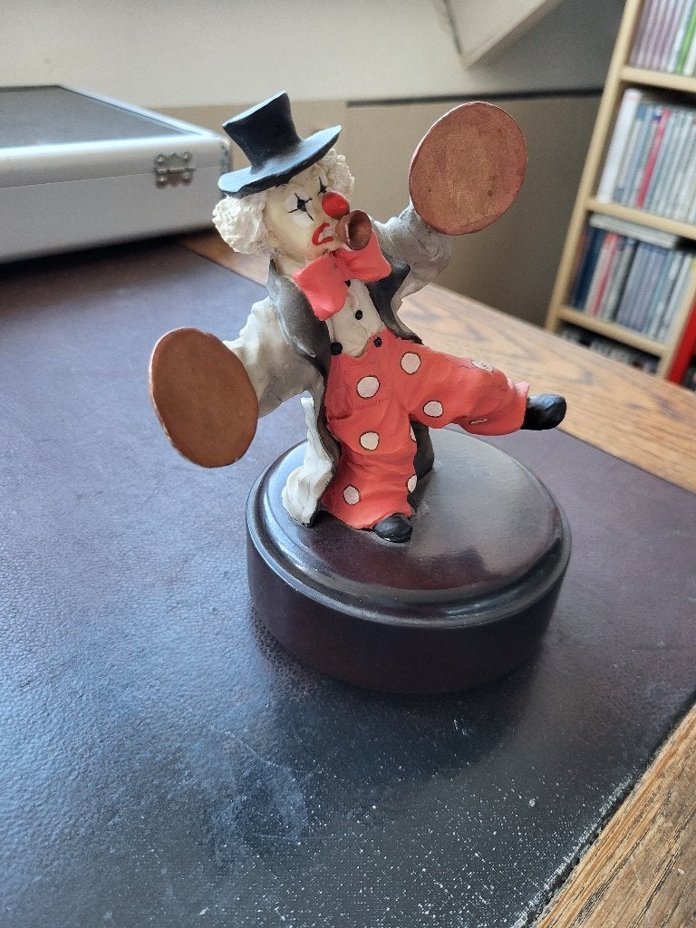 Vintage Reuge Muziekdoos Clown met bekkens - 'Yesterday', Antiek en Kunst, Ophalen of Verzenden