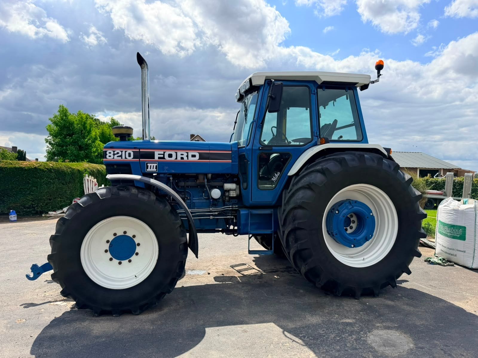 Ford 8210 gen 3, Zakelijke goederen, Ophalen of Verzenden, Gebruikt, 120 tot 160 Pk, Ford