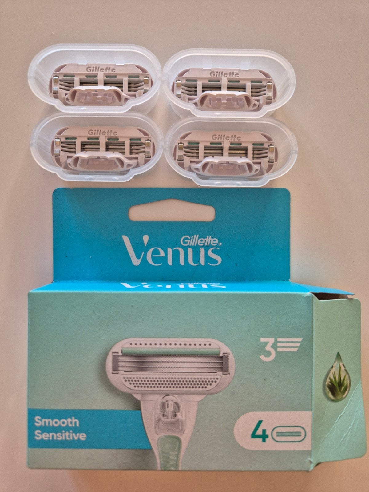 Gillette Venus Smooth Sensitive scheermesjes - 4 stuks, Ophalen of Verzenden, Nieuw, Overige typen
