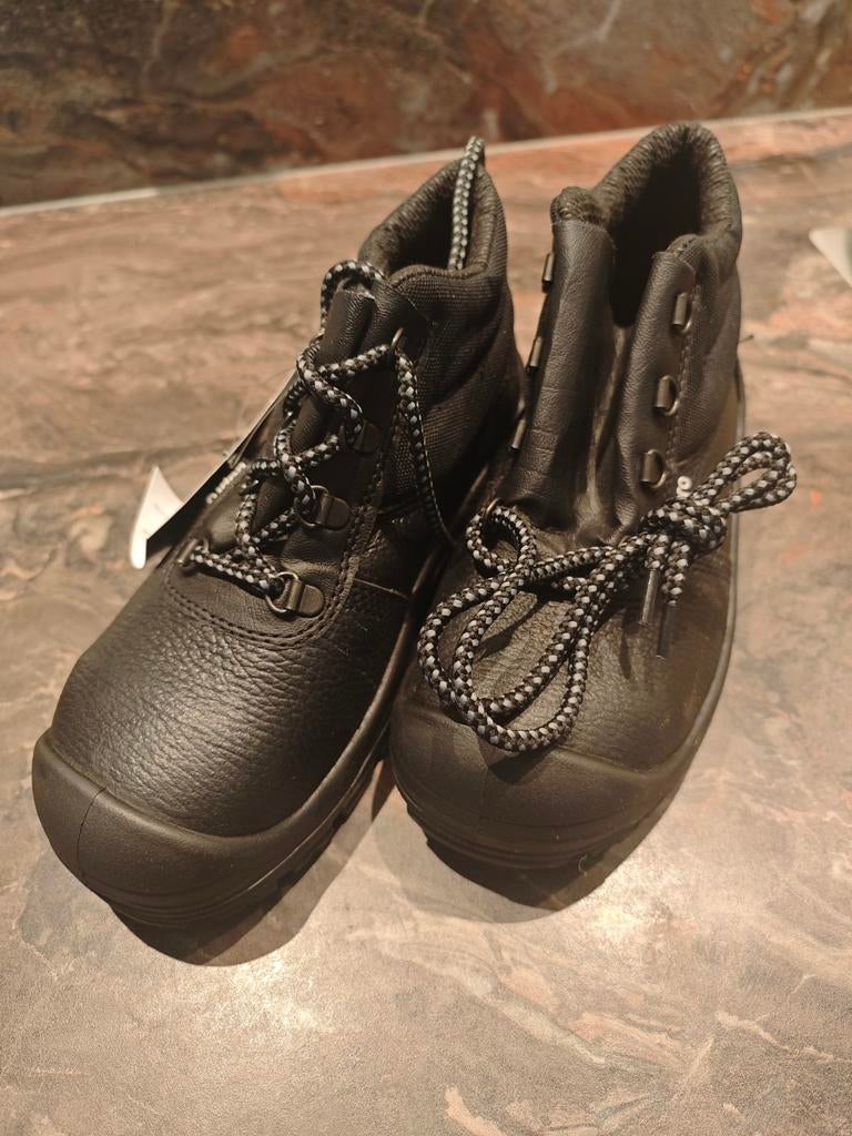 Nieuwe Dapro veiligheidsschoenen maat 35, Ophalen of Verzenden, Nieuw