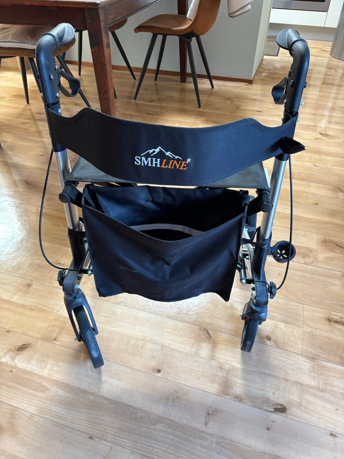 Te koop rollator, Ophalen, Opvouwbaar, Zo goed als nieuw