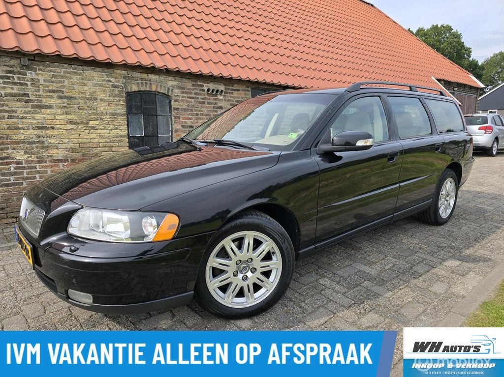 Volvo V70 2.4 Summum, Auto's, Volvo, Stoelverwarming, 2435 cc, Euro 4, 84 €/maand