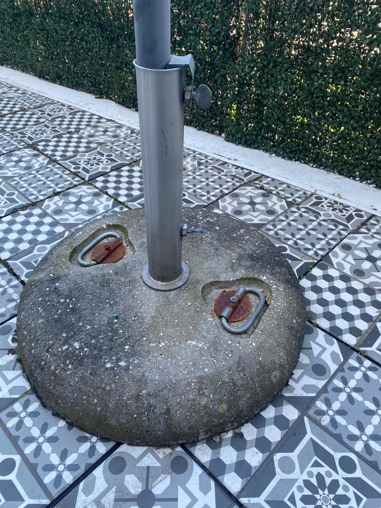 Betonnen voet parasol, Ophalen of Verzenden, Zo goed als nieuw, Minder dan 1 meter, Parasolvoet