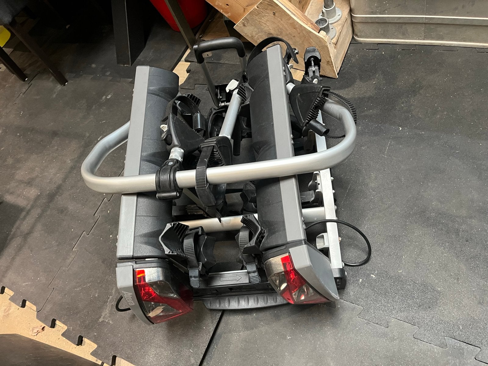 Atera Mercedes fietsendrager voor 3 fietsen - Compact & Kant, 3 fietsen of meer, Gebruikt, Ophalen of Verzenden, Trekhaakdrager
