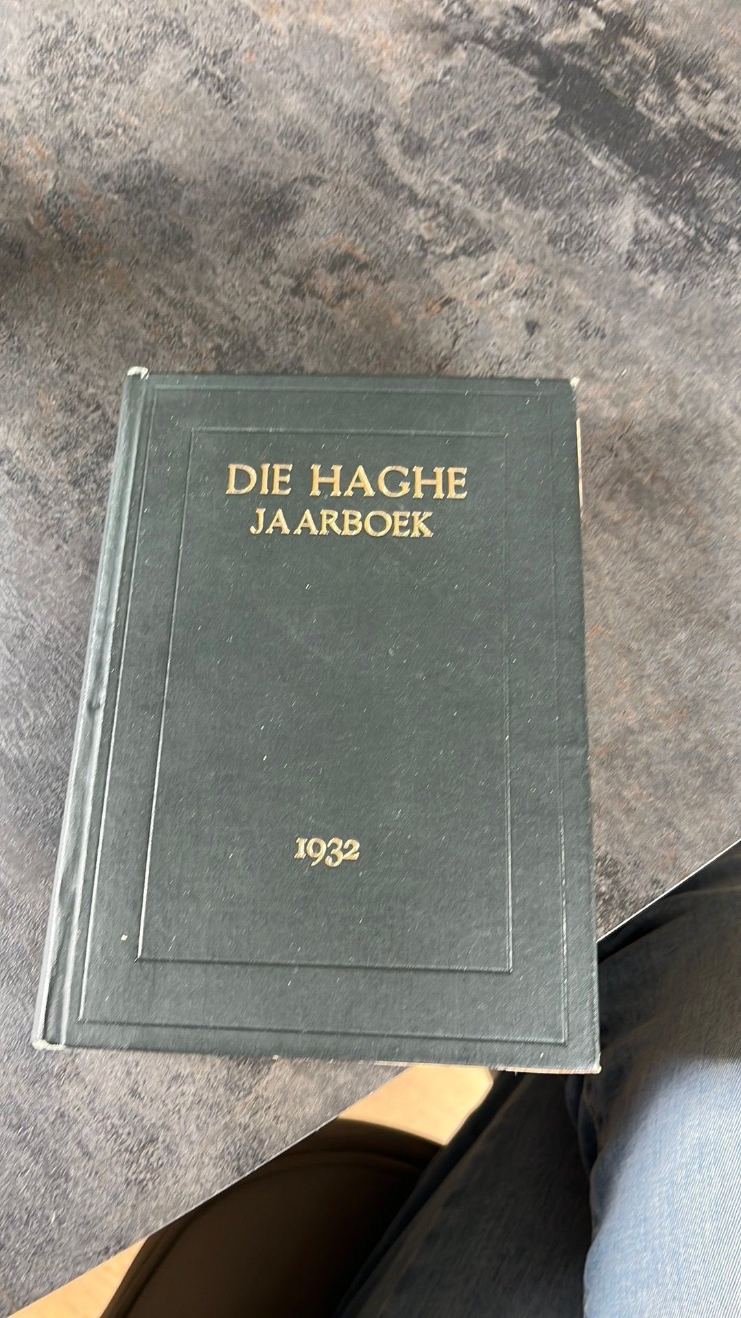 Die Haghe jaarboek 1932. Den Haag, met kaart., Ophalen of Verzenden, Gelezen