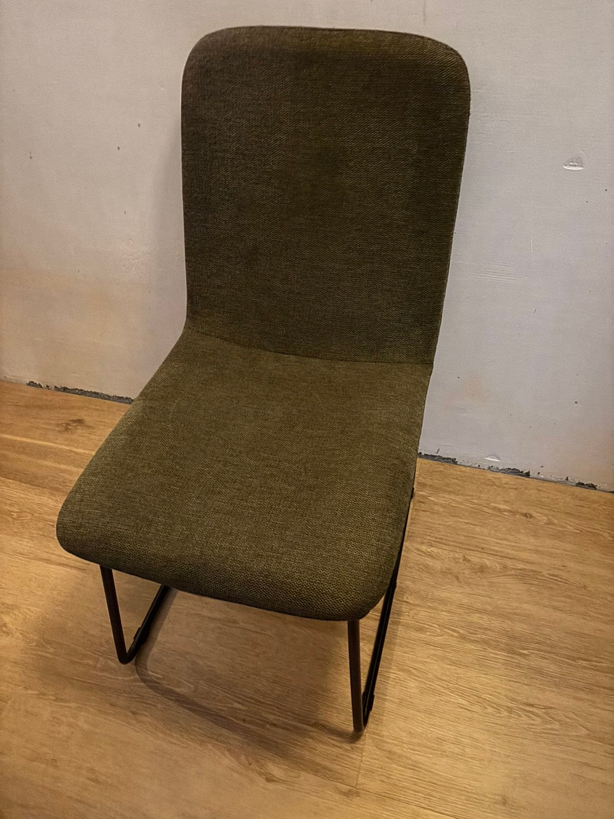 Set van vier stoelen eetkamerstoel Joanne Gamma, Ophalen, Gebruikt, Overige kleuren, Industrieel