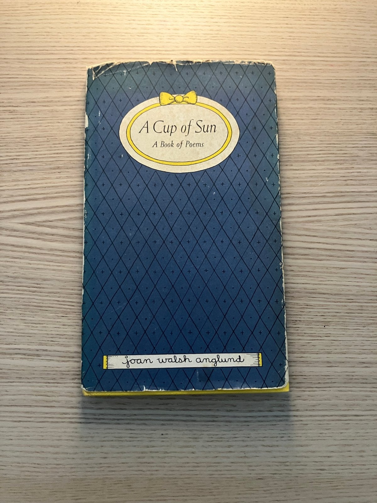 A Cup of Sun - Joan Walsh Anglund (Gedichtenbundel), Ophalen of Verzenden, Gelezen, Eén auteur