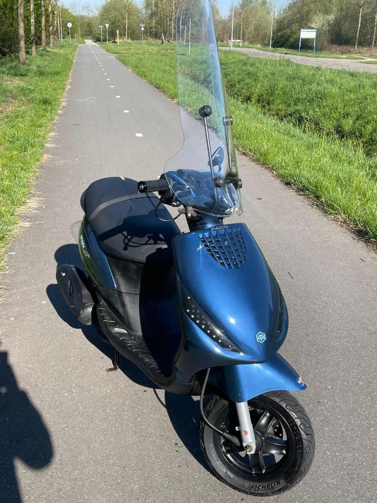 Piaggio Zip50 4T 2V - Origineel en Lopend, Fietsen en Brommers, Scooters | Piaggio, Ophalen, Gebruikt, Zip, Benzine