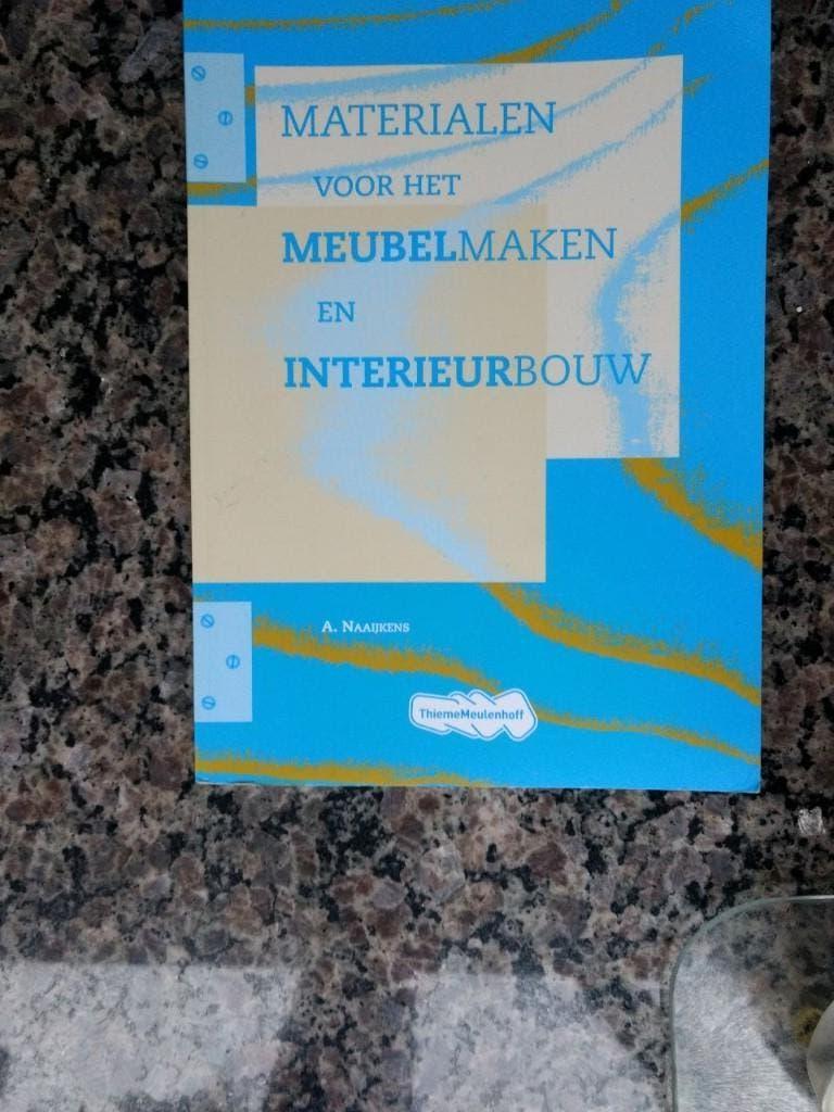 Materialen voor het meubelmaken en interieurbouw 75 euro, Boeken, Verzenden, Beta, Gelezen