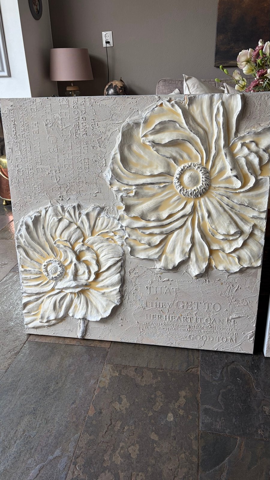 Set van 2 Bloemenschilderijen - Taupe & Beige - 80x80cm, Ophalen of Verzenden, 3D-effect, Bloemen