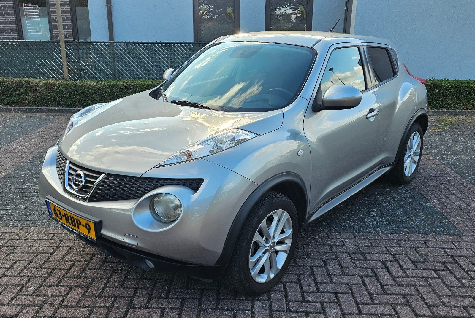 Nissan Juke 1.6 2011 Grijs, Auto's, Parkeersensor, 1250 kg, Zwart, 4 cilinders