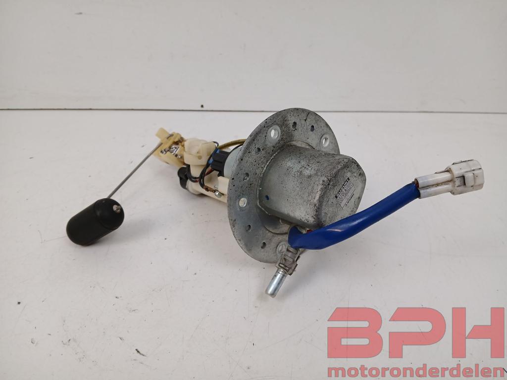 Brandstofpomp pomp Suzuki GSX-R 1000 K5 - K6 2005 t/m 2006 b, Motoren, Gebruikt, -, -, Ophalen of Verzenden