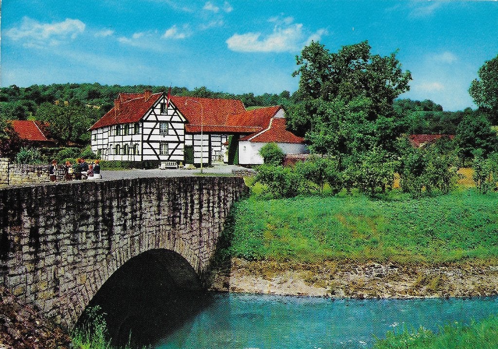 Zuid limburg vakwerk boerderij gelopen ansichtkaart ( 1490 ), Ophalen of Verzenden, 1980 tot heden, Gelopen, Limburg