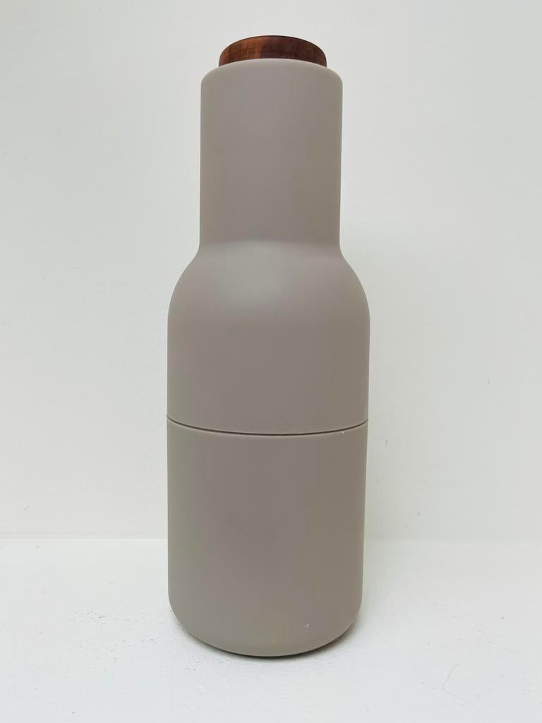 Audo Copenhagen | Norm bottle grinder, peper óf zoutmolen, Beige, Ophalen of Verzenden, Overige merken, Overige typen