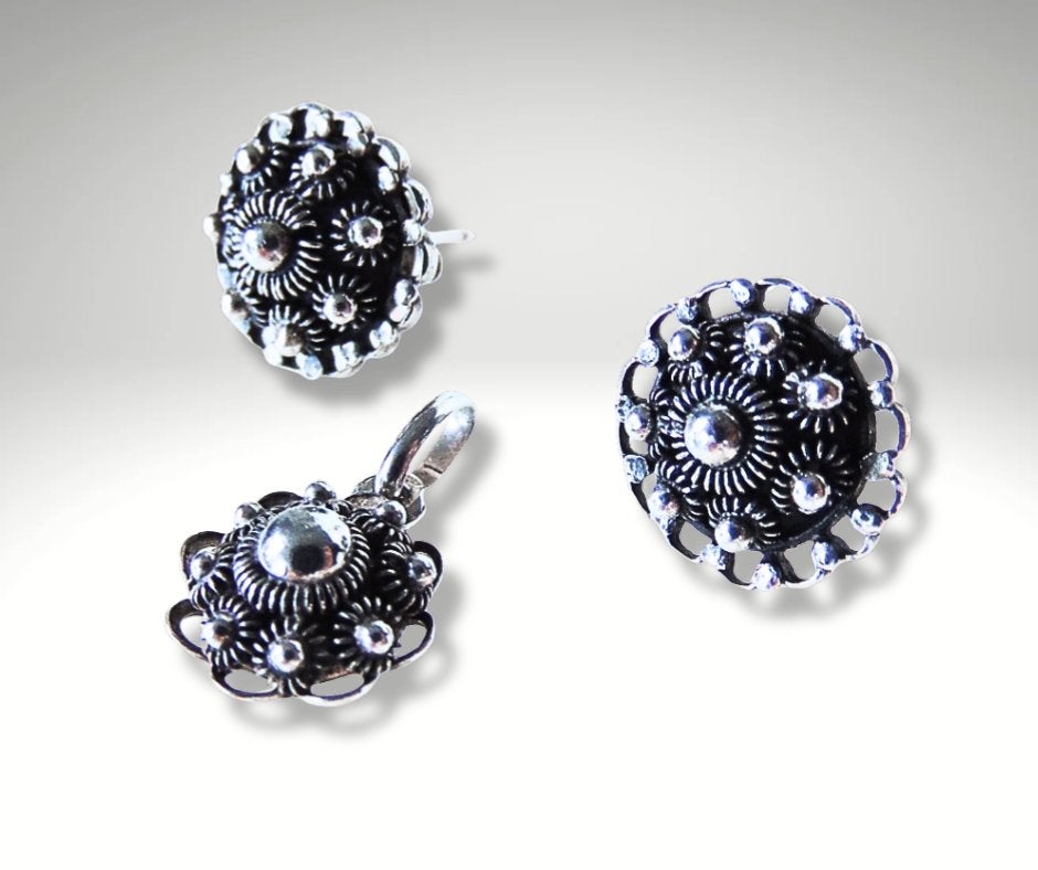 Mooie SET zilveren Zeeuwse knoop oorbellen en hanger!, Overige voorstellingen, Verzenden, Zo goed als nieuw, X