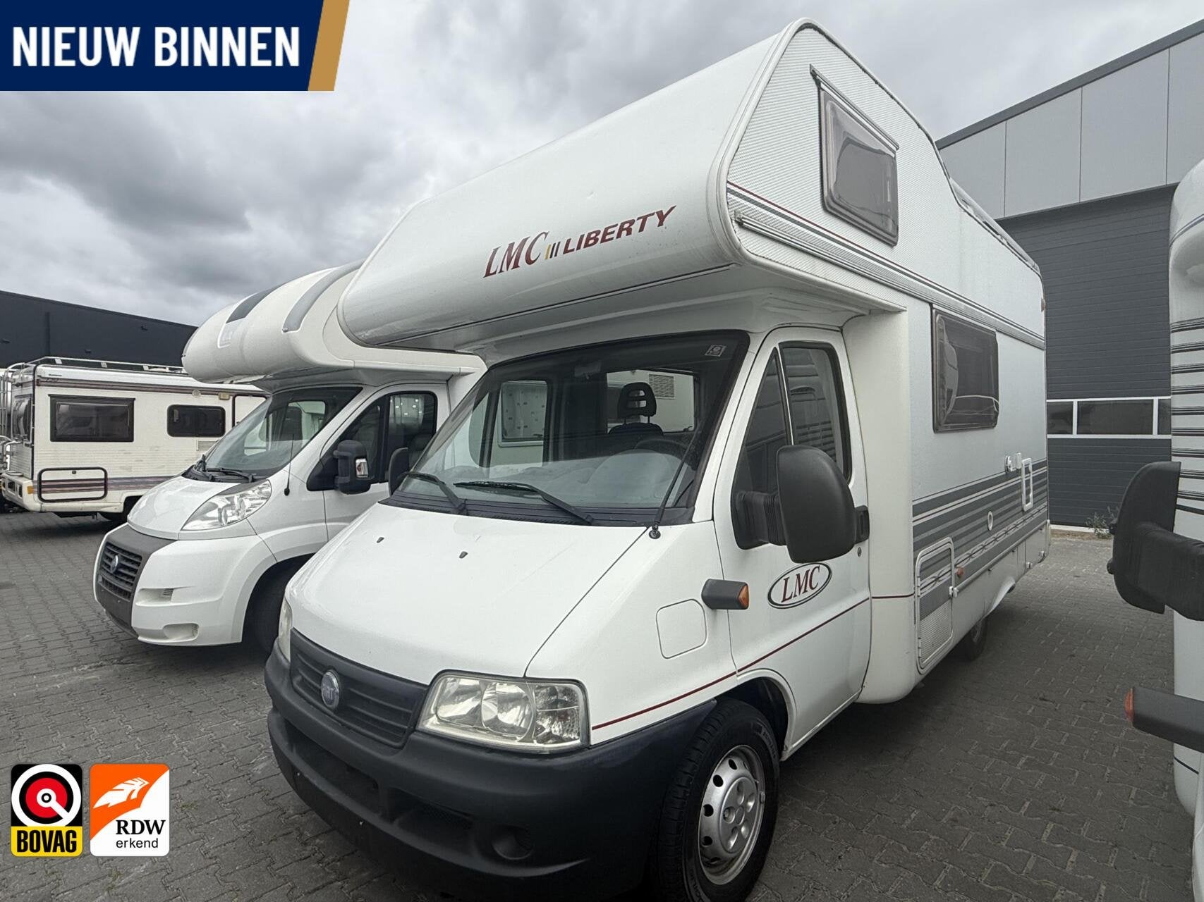 LMC Liberty 595, Alkoof, Fietsendrager, Bedrijf, 5 tot 6 meter