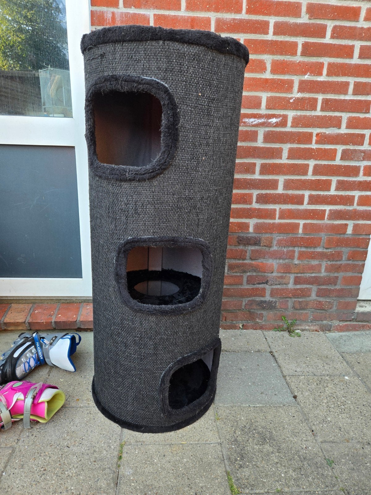 kattenkrabton / kattenkrabpaal, Ophalen, Zo goed als nieuw, Krabton