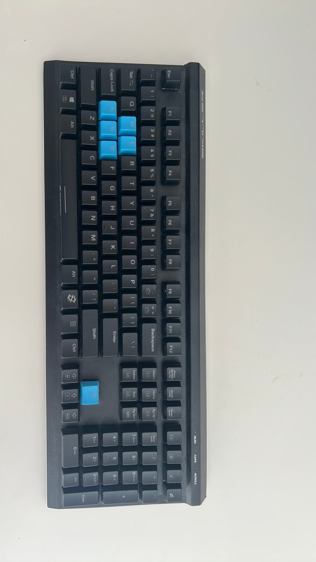 Gaming keyboard, Verlichte toetsen, Ophalen of Verzenden, Zo goed als nieuw, Qwerty