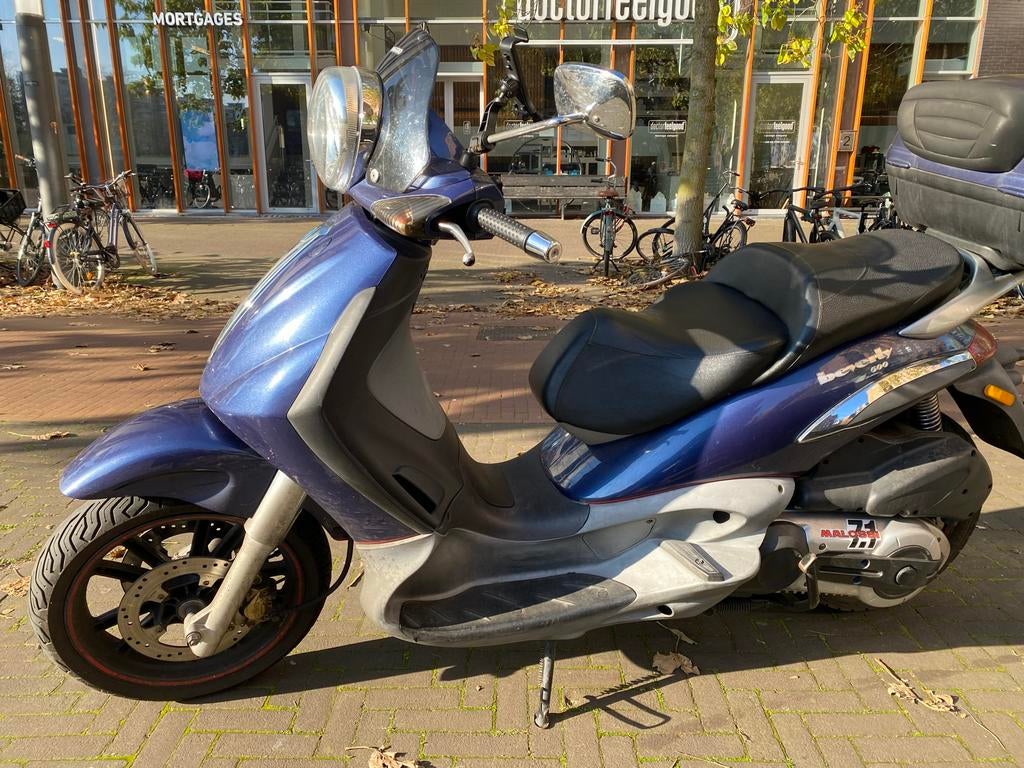 Piaggio beverly 500 - 2004, Fietsen en Brommers, Scooters | Piaggio, Gebruikt, Overige modellen, Maximaal 45 km/u, Benzine, Ophalen