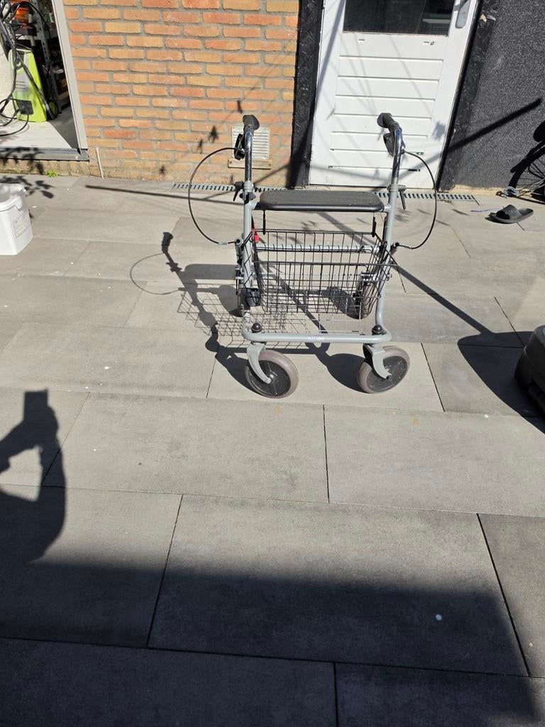 Goed staad rollator, Diversen, Ophalen