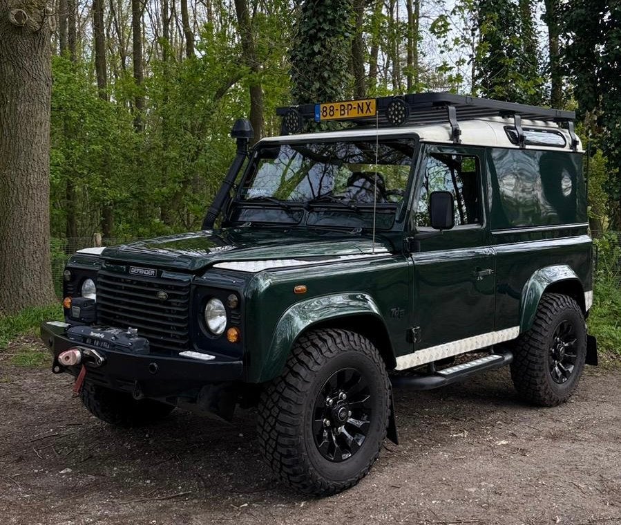 Defender 90 TD5 Hard Top – Airco – Zeer nette staat
